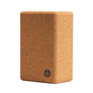 Manduka Yoga Cork Block - Yoga Prop and Accessory, Good for Travel, Comfortable Edges, Lightweight, Extra Firm Cork, 4" x 6" x 9" (10 x 15 x 22.5 cm) (Pack of 2) - Image 6